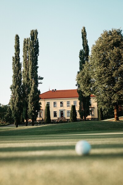 Hulta-Bollebygd Golfklubb logotyp