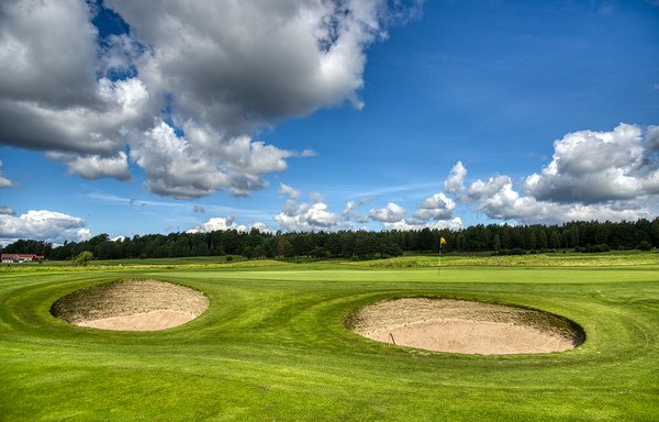 Mälarö Golfklubb Skytteholm logotyp