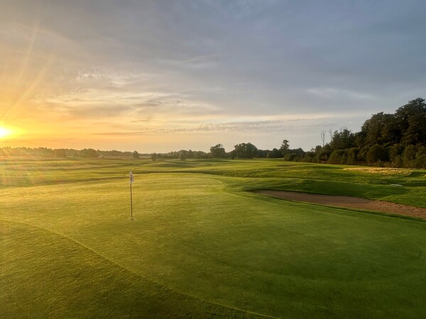 Trosa Golfklubb logotyp